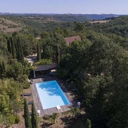 Domaine De Sautou Hébergement de vacances *