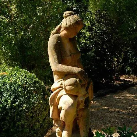 Domaine De Sautou